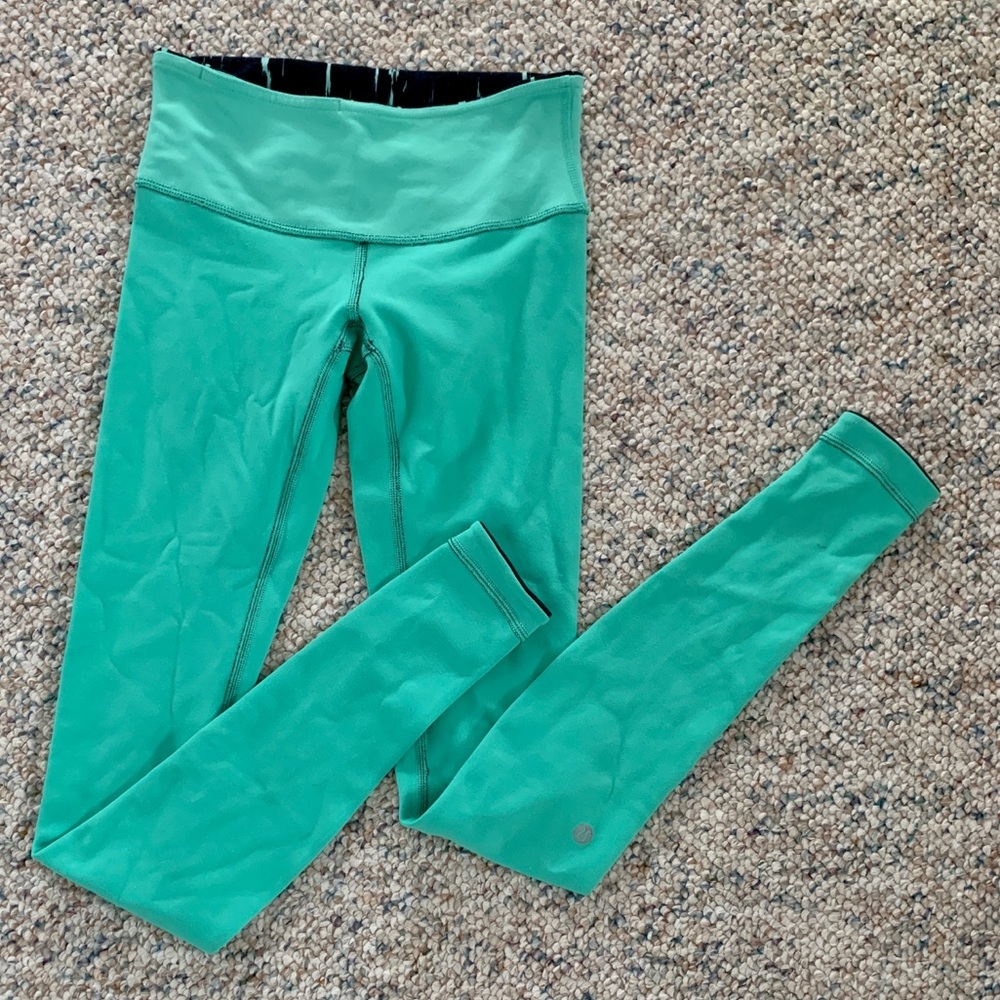 Reversible Wunder Under - Picture 2 of 6
